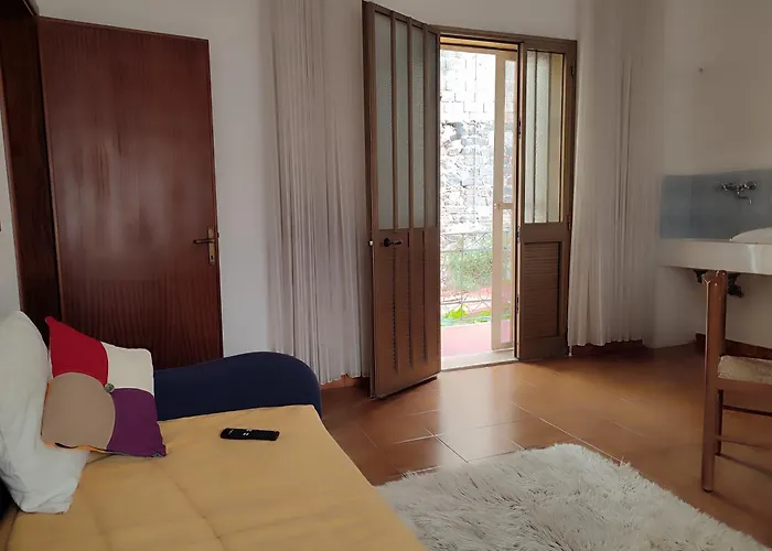 Family & Friends - First Floor - South West Wing - Fully Equipped With View - 15 Minutes Drive By Car To The Seaside Galtellì